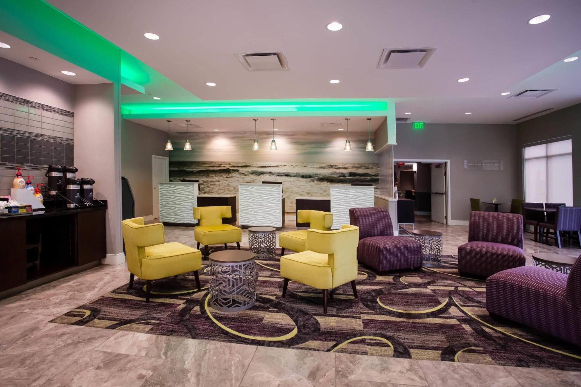 La Quinta By Wyndham Virginia Hotel Virginia Beach