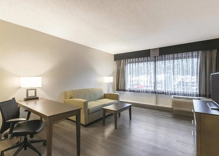 La Quinta By Wyndham Virginia Beach
